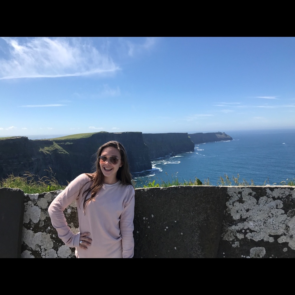 Meet your Posher, Madeline